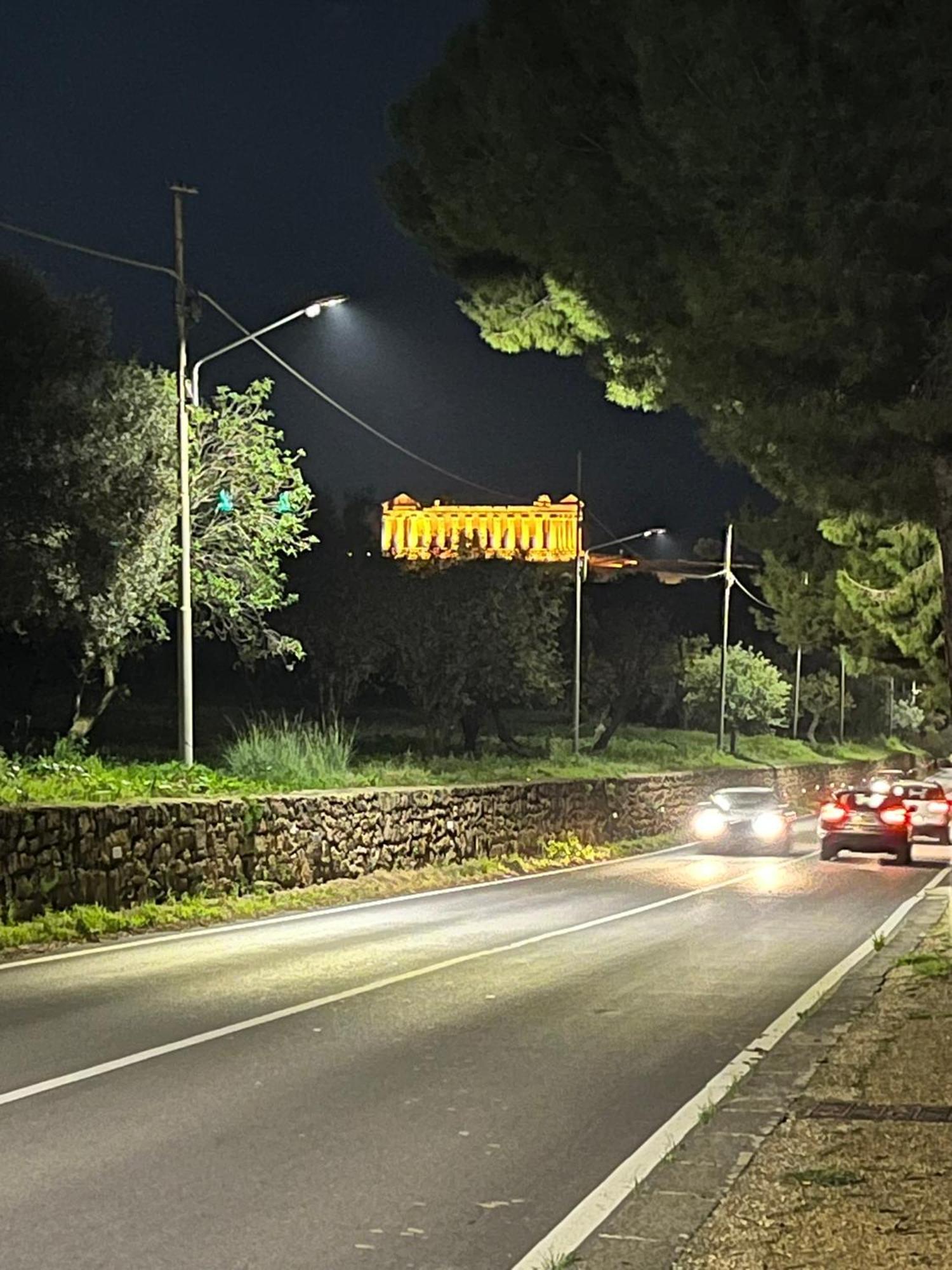 Falaride Suite Agrigento Discesa Sulla Valle Di Oro Eksteriør bilde